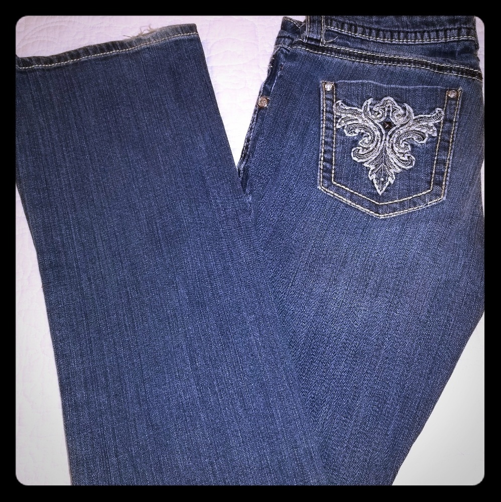 Ana Jean's